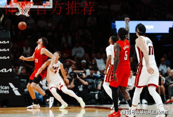 东西部第七名激战!热火末节攻防锁定胜局送开拓者两连败 东西部第七名激战!热火末节攻防锁定胜局送开拓者两连败